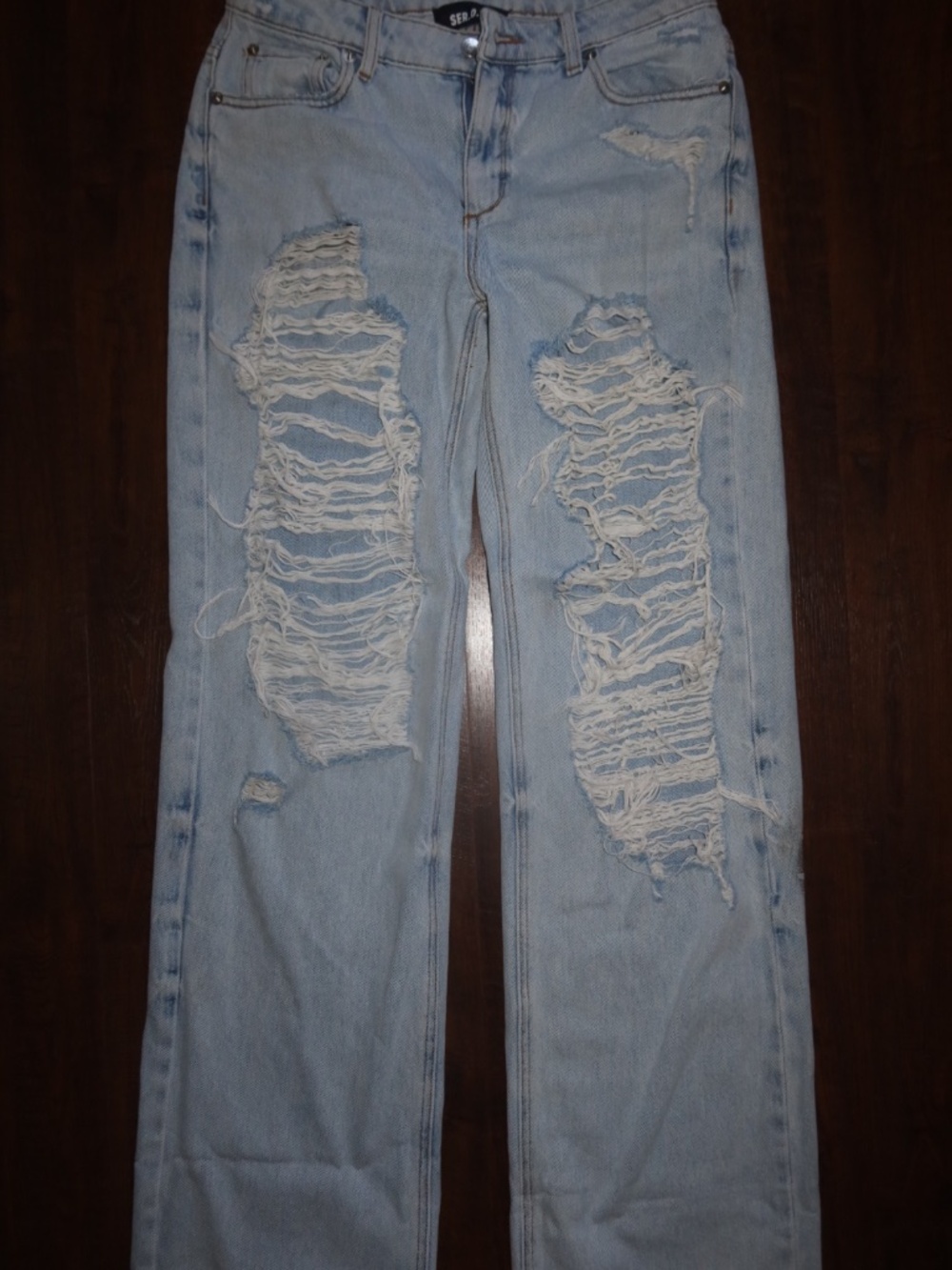 Seroya Ripped Jeans - Picture 3 of 3